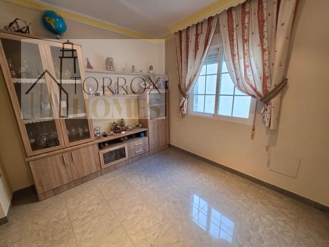 Piso de 5 habitaciones en Torrox Pueblo, Torrox en venta - 250.000 € (Ref: 10166928)