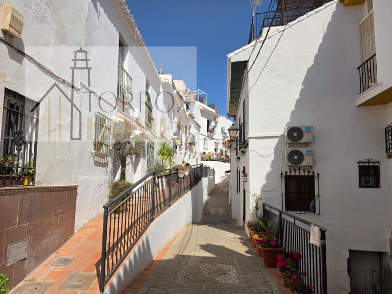 3 soverom Hus til salgs i Torrox - € 159 000 (Ref: 10166929)