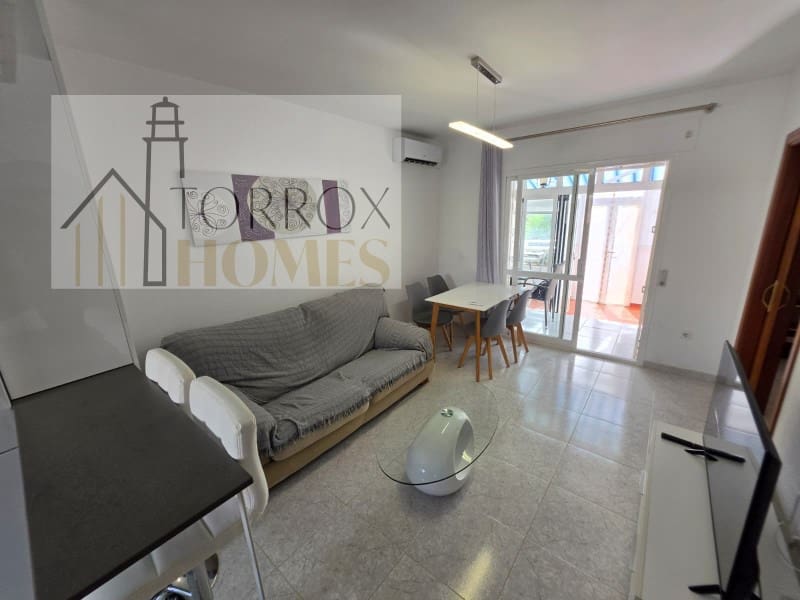2 soveværelse Lejlighed til salg i Torrox Park med swimmingpool - € 233.000 (Ref: 10166930)