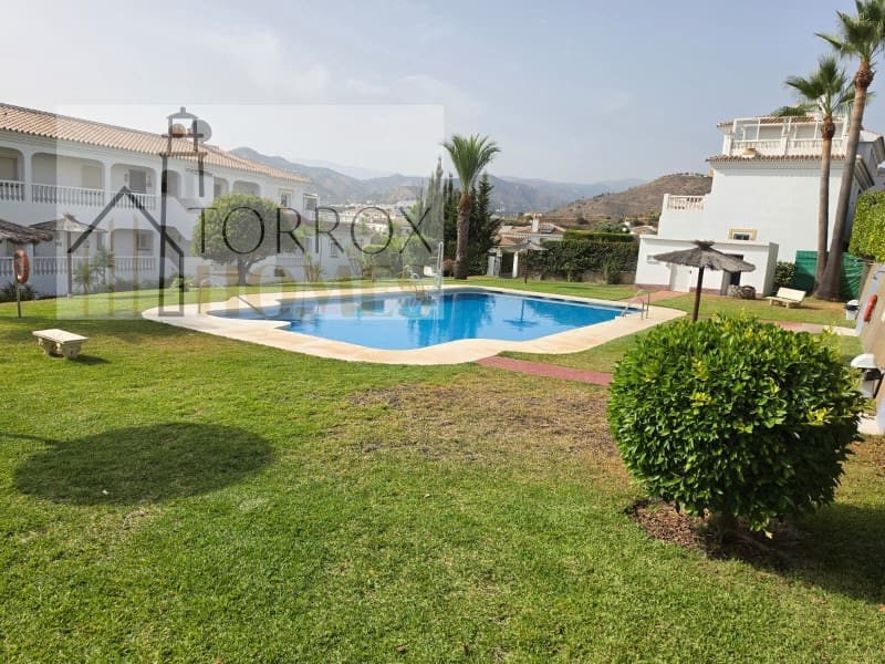 2 soveværelse Lejlighed til salg i Torrox Park med swimmingpool - € 233.000 (Ref: 10166930)