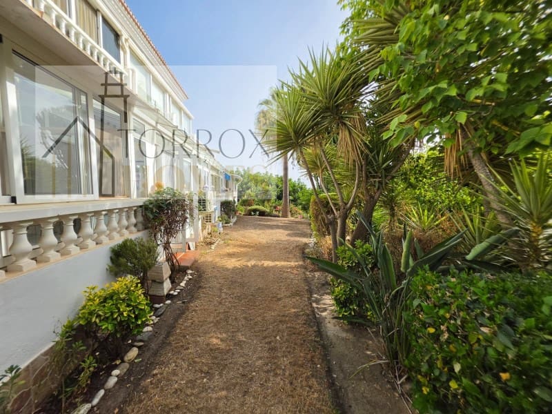 2 soveværelse Lejlighed til salg i Torrox Park med swimmingpool - € 233.000 (Ref: 10166930)