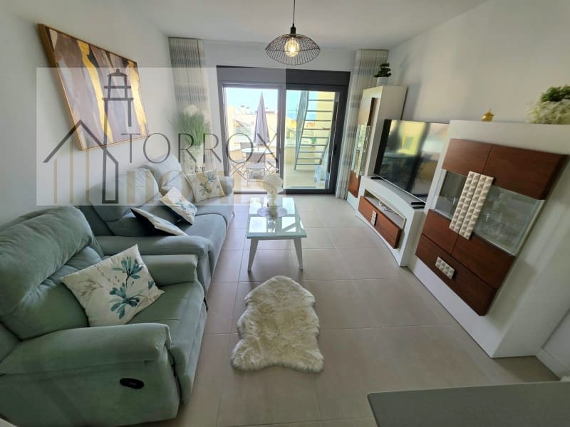 Piso de 2 habitaciones en Torrox-Costa en venta con piscina garaje - 395.000 € (Ref: 10166931)