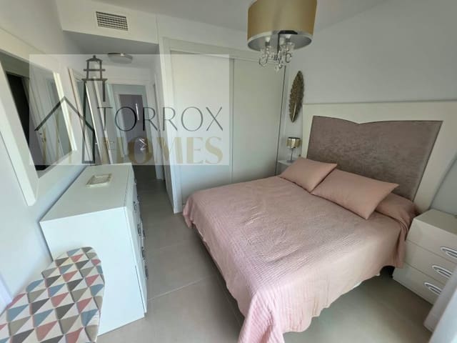 2 makuuhuone Asunto myytävänä paikassa Urbanización Santa Rosa, Torrox mukana uima-altaan 
autotalli - 395 000 € (Ref: 10166931)