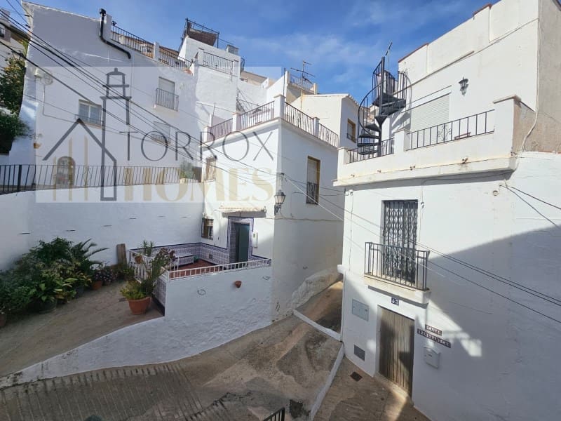 3 soveværelse Byhus til salg i Torrox - € 135.000 (Ref: 10166934)