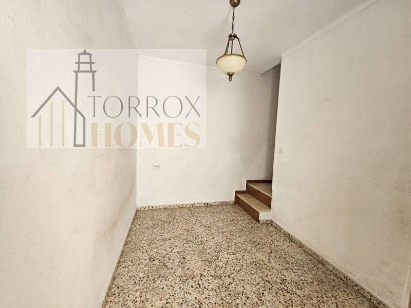 2 soveværelse Byhus til salg i Torrox - € 140.000 (Ref: 10166935)