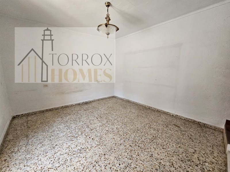 2 soveværelse Byhus til salg i Torrox - € 140.000 (Ref: 10166935)