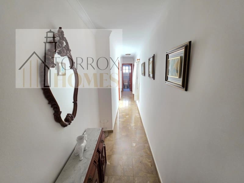 Piso de 3 habitaciones en Torrox-Costa en venta - 306.000 € (Ref: 10166937)