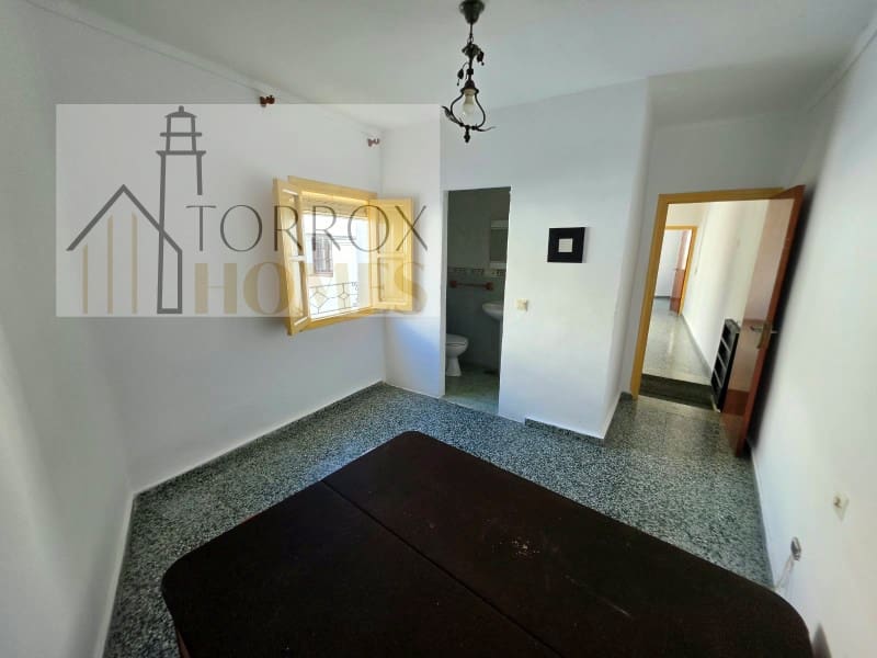 3 soverom Hus til salgs i Torrox - € 179 000 (Ref: 10168646)