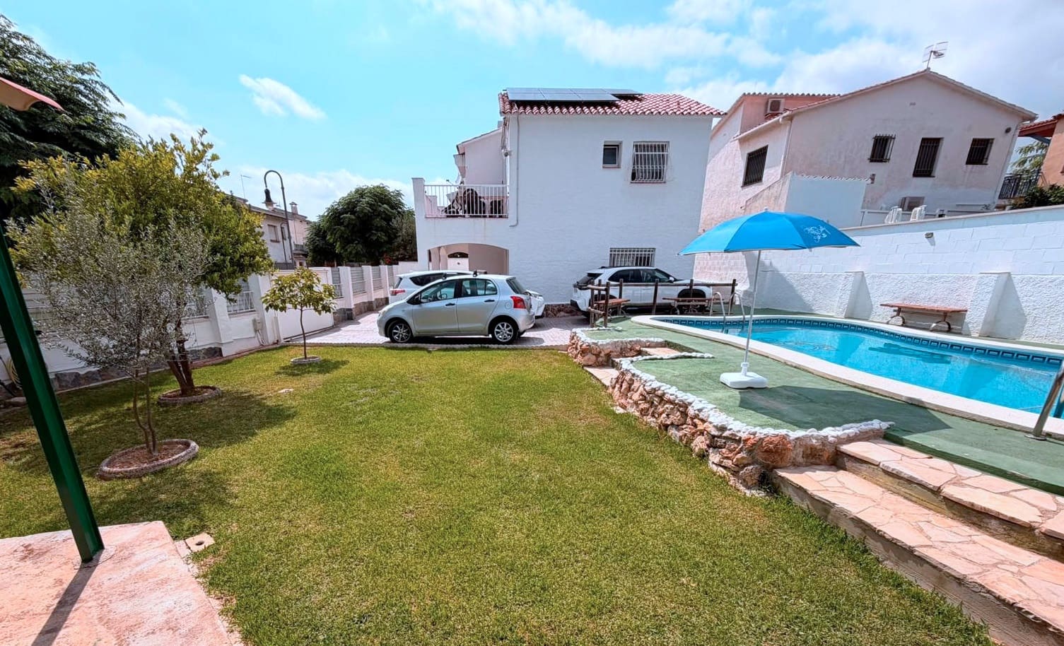 3 bedroom Townhouse for sale in Roda de Bara with pool garage - € 367,000 (Ref: 10166990)
