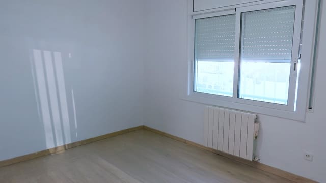 3 bedroom Townhouse for sale in Roda de Barà with pool garage - € 367,000 (Ref: 10166990)