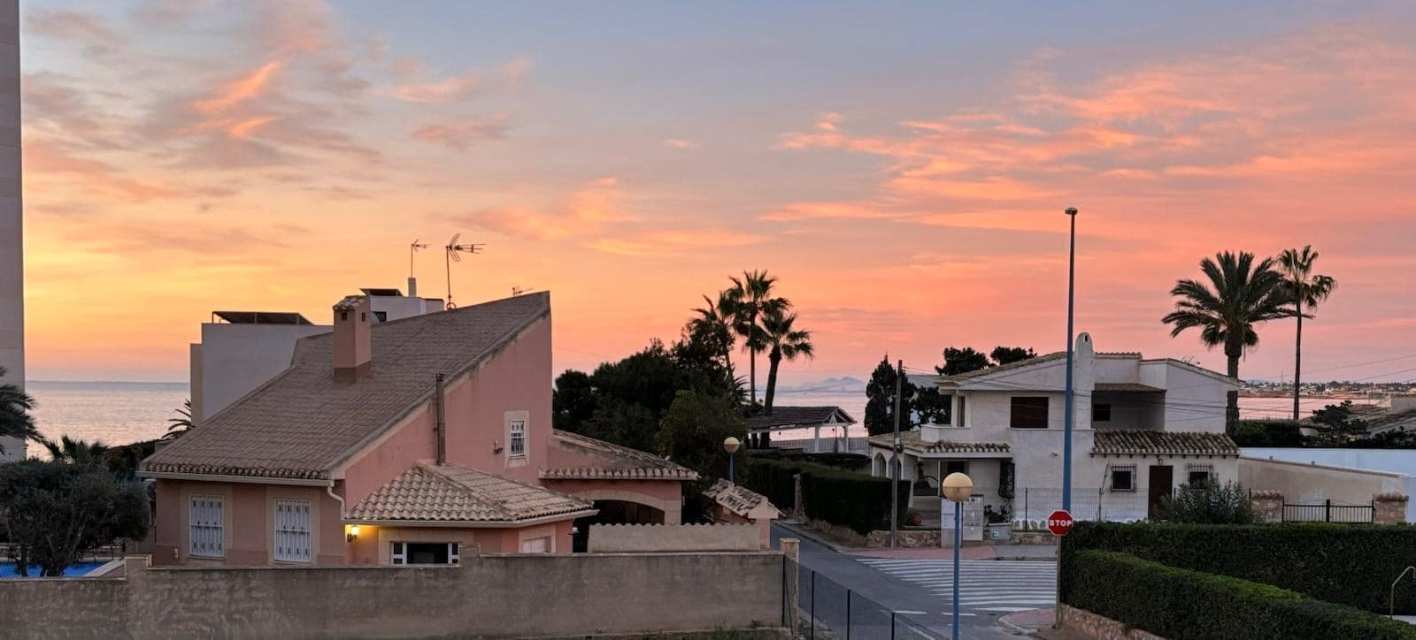 3 bedroom Villa for sale in Punta Prima with pool garage - € 695,000 (Ref: 10177425)