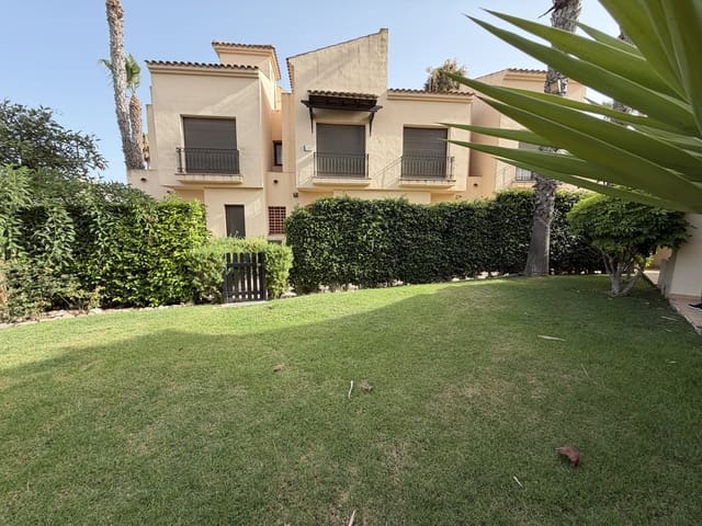 Adosado de 2 habitaciones en Roda, San Javier en venta con piscina garaje - 259.000 € (Ref: 10177518)