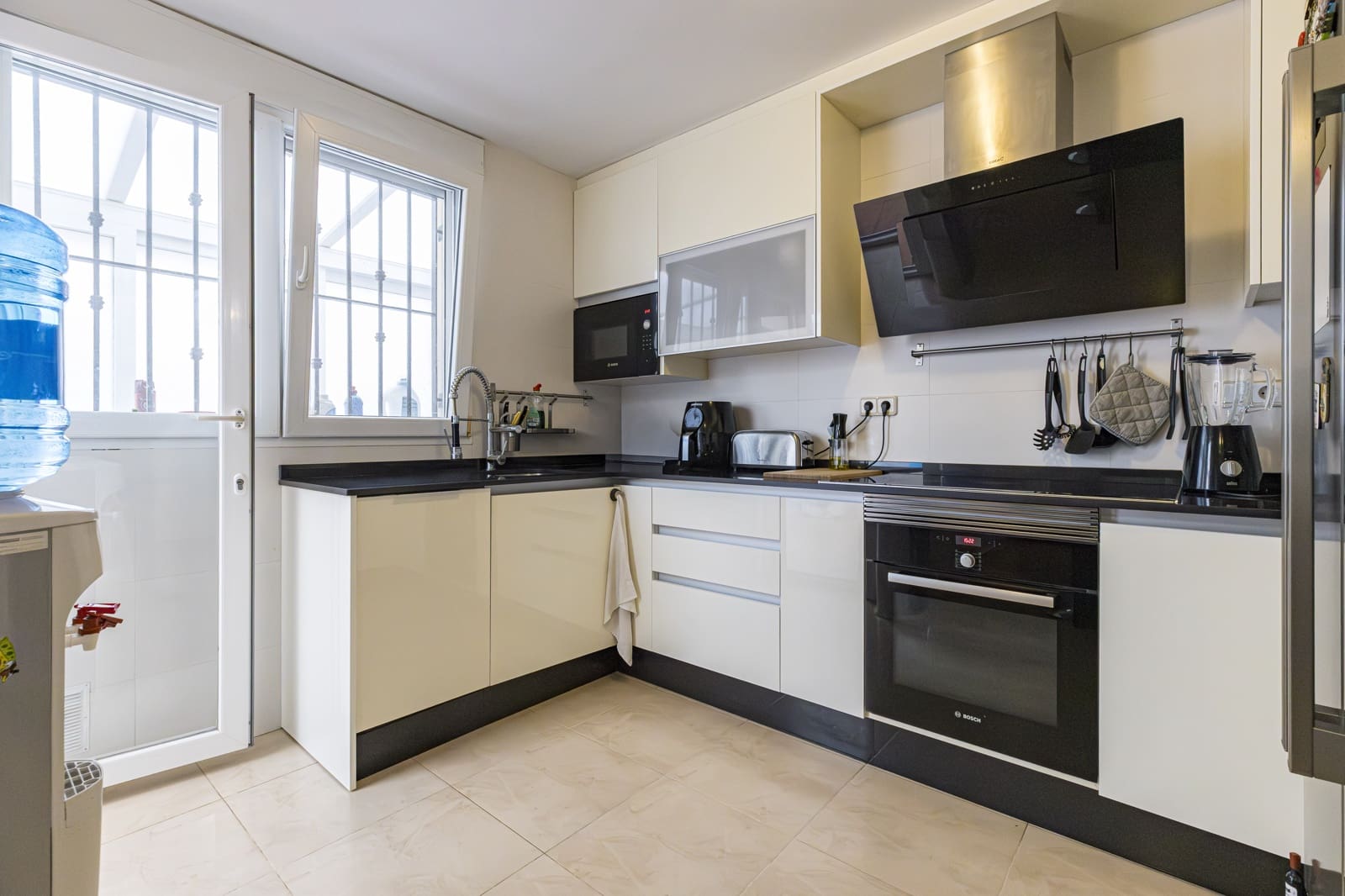 Adosado de 2 habitaciones en Los Alcázares en venta con piscina garaje - 279.500 € (Ref: 10177555)