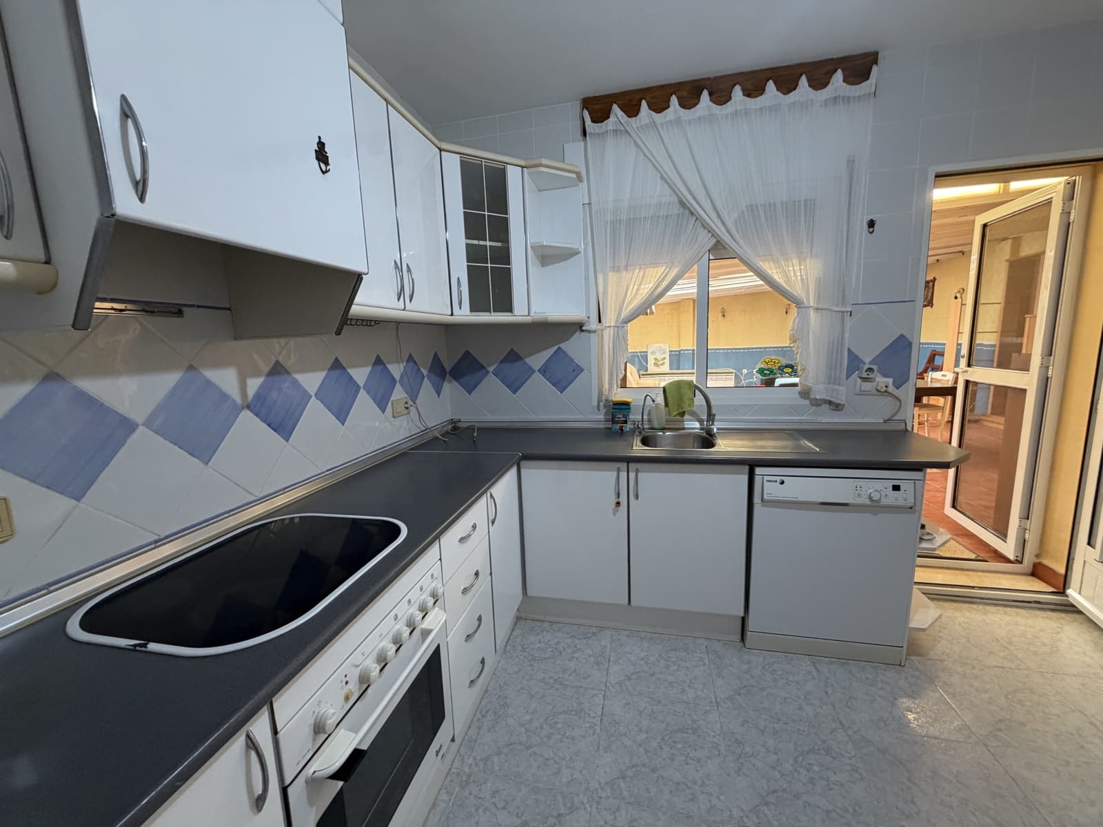 Apartamento de 3 habitaciones en Los Alcázares en venta - 275.000 € (Ref: 10177569)