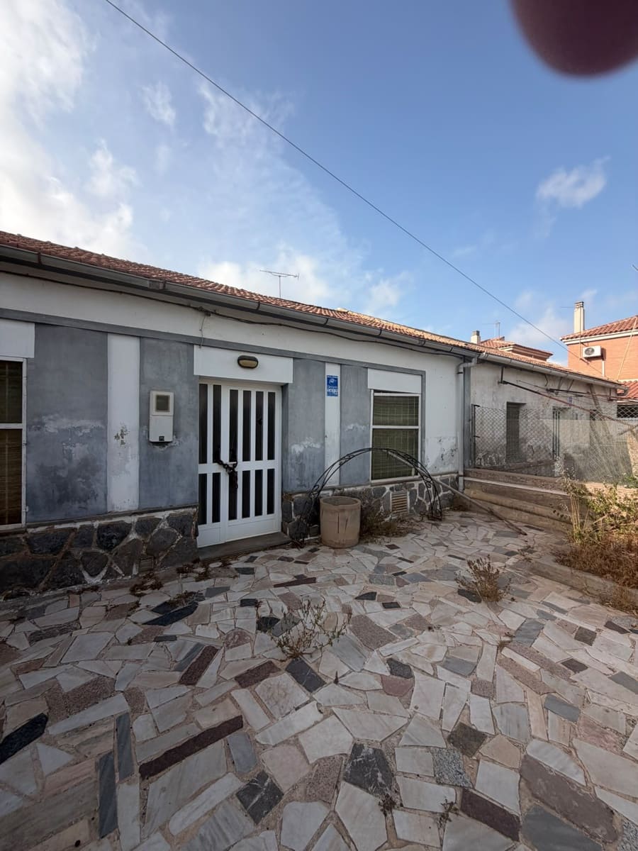 Byggetomt til salgs i Los Alcazares - € 450 000 (Ref: 10177577)