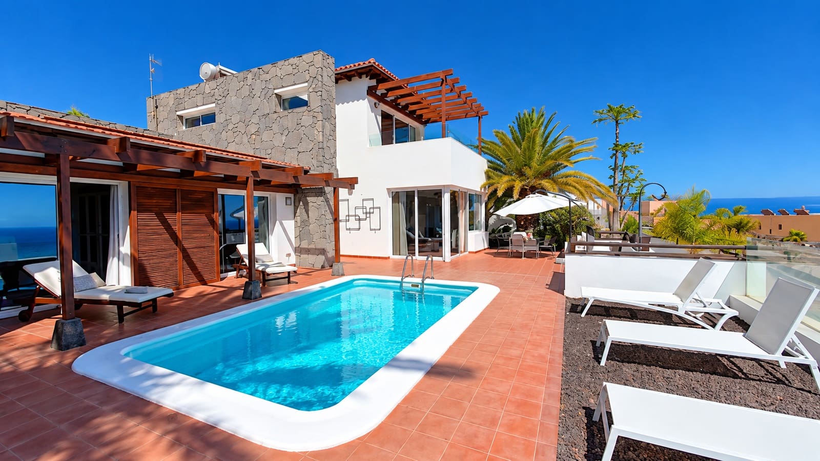 3 soverom Rekkehus til salgs i Playa de Santiago med svømmebasseng garasje - € 850 000 (Ref: 10179674)