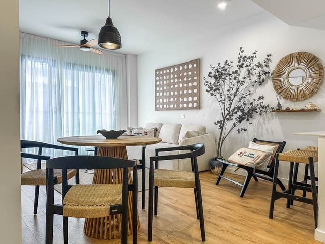 2 soveværelse Lejlighed til salg i Puerto de Estepona, Estepona med swimmingpool garage - € 499.000 (Ref: 10181983)