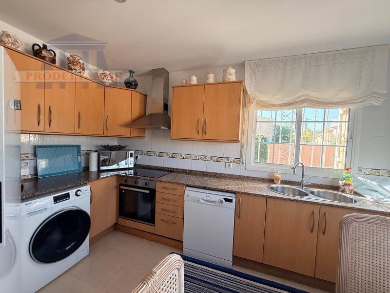4 makuuhuone Omakotitalo myytävänä paikassa Miami Playa / Miami Platja mukana uima-altaan 
autotalli - 369 000 € (Ref: 10019497)