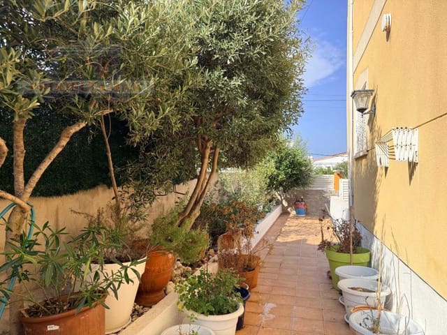4 sypialnia Dom na sprzedaż w Miami Playa / Miami Platja, Mont-roig del Camp z basenem garażem - 369 000 € (Ref: 10019497)