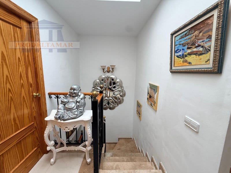 4 makuuhuone Omakotitalo myytävänä paikassa Miami Playa / Miami Platja mukana uima-altaan 
autotalli - 369 000 € (Ref: 10019497)