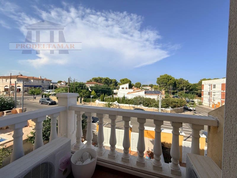 4 makuuhuone Omakotitalo myytävänä paikassa Miami Playa / Miami Platja mukana uima-altaan 
autotalli - 369 000 € (Ref: 10019497)