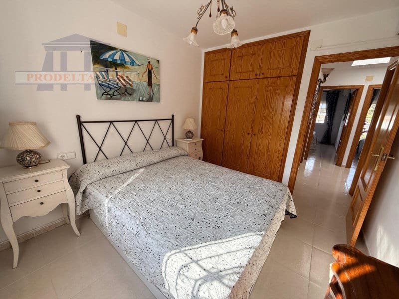 4 makuuhuone Omakotitalo myytävänä paikassa Miami Playa / Miami Platja mukana uima-altaan 
autotalli - 369 000 € (Ref: 10019497)