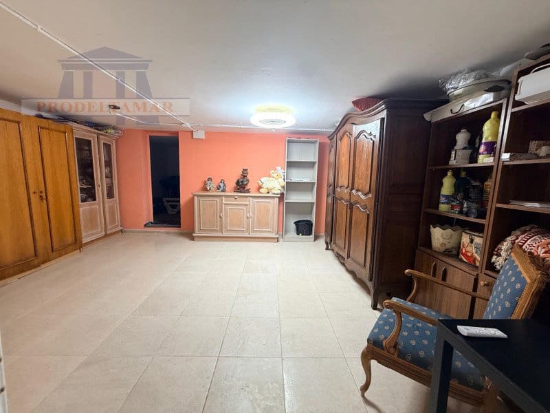 4 makuuhuone Omakotitalo myytävänä paikassa Miami Playa / Miami Platja mukana uima-altaan 
autotalli - 369 000 € (Ref: 10019497)