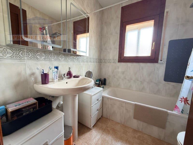 3 makuuhuone Omakotitalo myytävänä paikassa Mont-roig del Camp - 260 000 € (Ref: 10120179)
