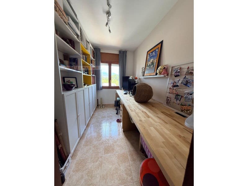 3 makuuhuone Omakotitalo myytävänä paikassa Mont-roig del Camp - 260 000 € (Ref: 10120179)
