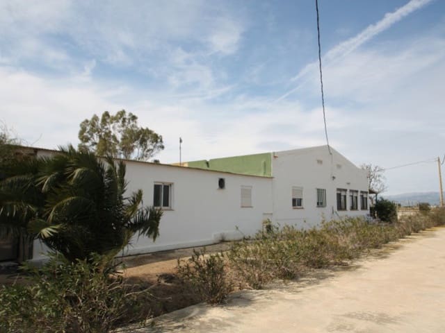 Commerciale in vendita in Deltebre - 300.000 € (Rif: 8567380)