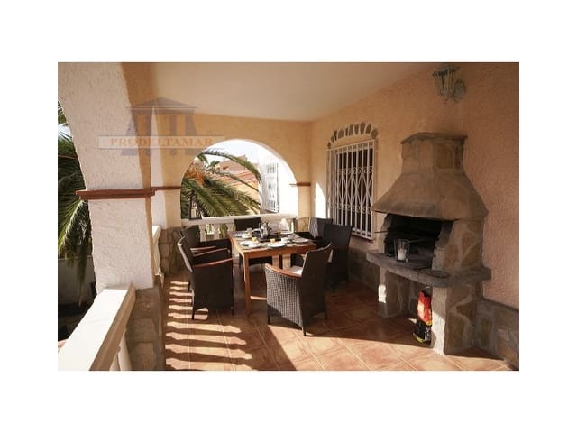 6 soverom Villa til salgs i Miami Playa / Miami Platja, Mont-roig del Camp med svømmebasseng - € 395 000 (Ref: 8567402)