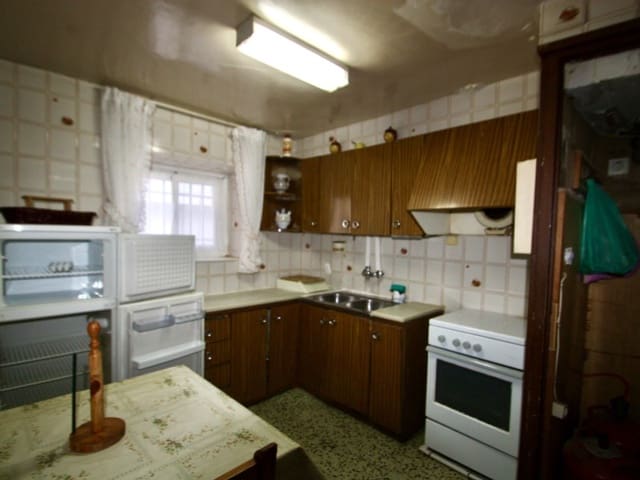 3 bedroom Finca/Country House for sale in El Raval de Crist, Roquetes - € 69,000 (Ref: 8624979)