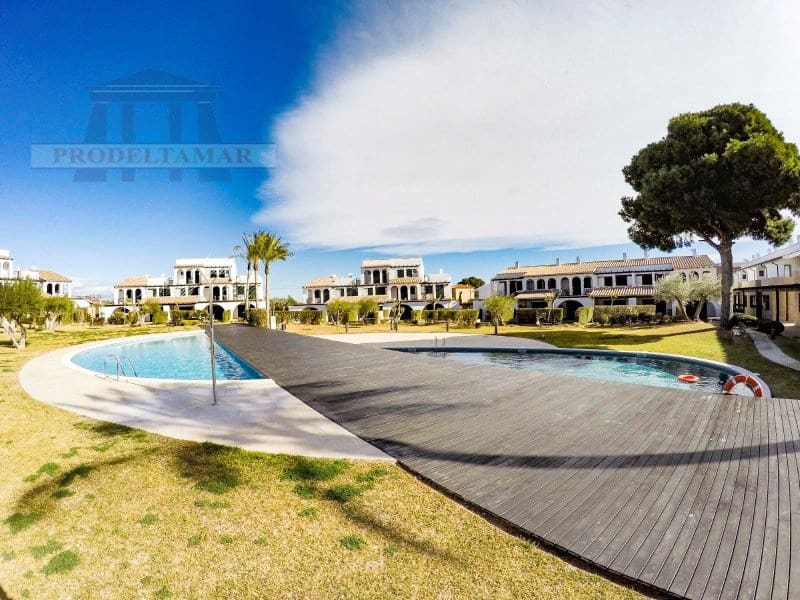 3 soverom Leilighet til leie i El Perello med svømmebasseng - € 1 300 (Ref: 8915154)