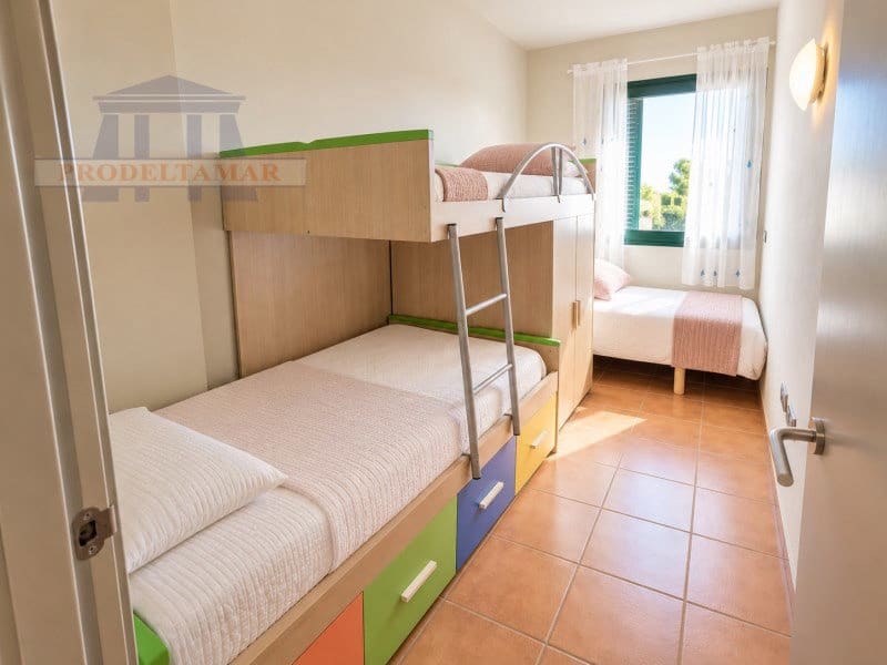 3 bedroom Apartment for rent in El Perello with pool - € 1,300 (Ref: 8915154)
