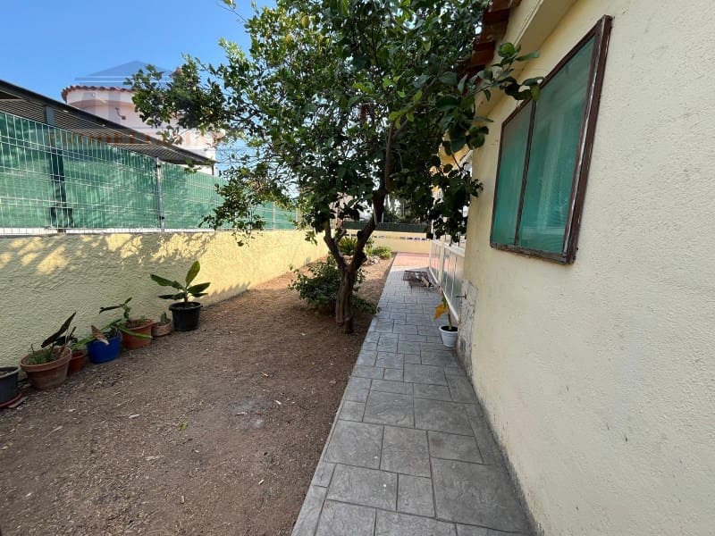 5 soverom Villa til salgs i Mont-roig del Camp med garasje - € 389 000 (Ref: 9183576)