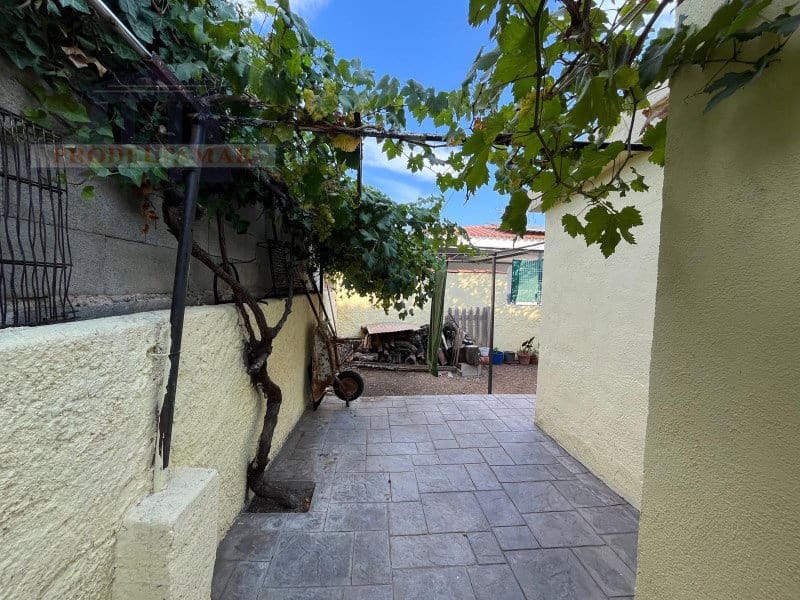 Chalet de 5 habitaciones en Mont-roig del Camp en venta con piscina garaje - 375.000 € (Ref: 9183576)