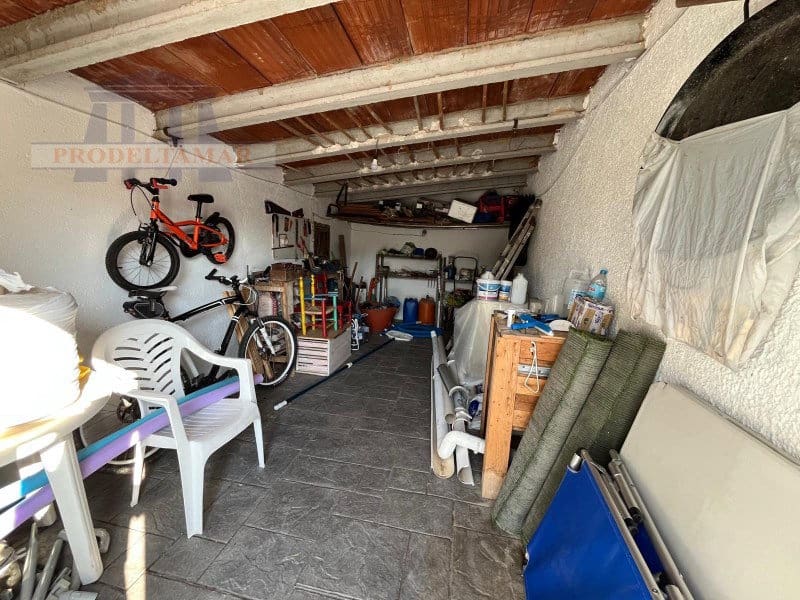 Chalet de 5 habitaciones en Mont-roig del Camp en venta con piscina garaje - 375.000 € (Ref: 9183576)