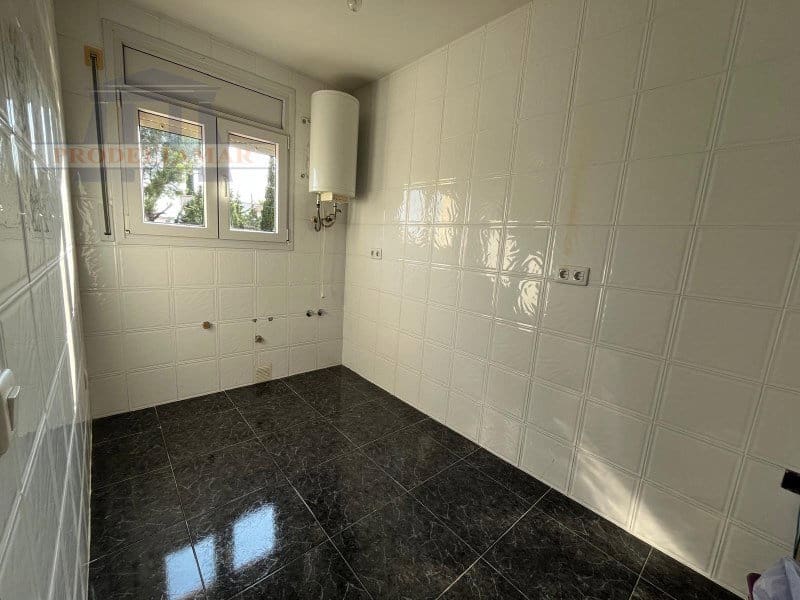 Chalet de 5 habitaciones en Mont-roig del Camp en venta con piscina garaje - 375.000 € (Ref: 9183576)