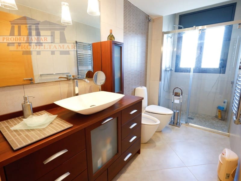 4 sovrum Villa till salu i L'Ampolla - 550 000 € (Ref: 9353361)