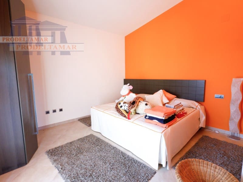 4 sovrum Villa till salu i L'Ampolla - 550 000 € (Ref: 9353361)