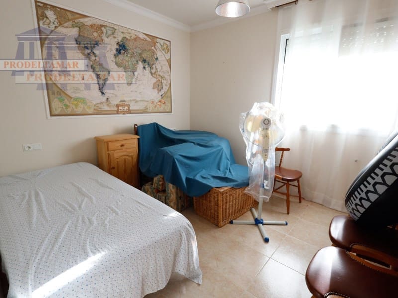 4 slaapkamer Villa te koop in L'Ampolla met garage - € 599.000 (Ref: 9362034)