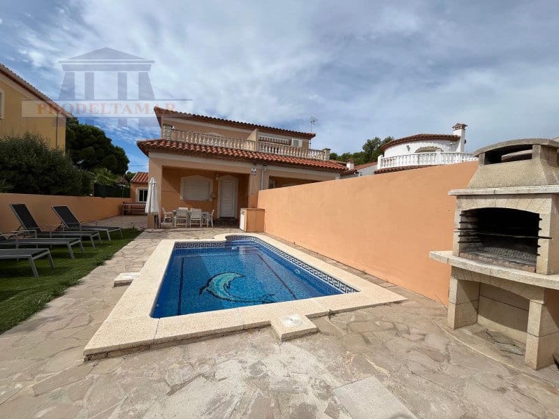 3 chambre Villa/Maison à vendre à Miami Playa / Miami Platja avec piscine - 330 000 € (Ref: 9520766)