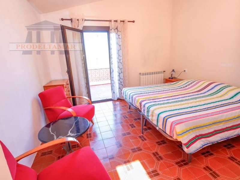 4 slaapkamer Villa te koop in L'Ampolla - € 198.000 (Ref: 9676983)