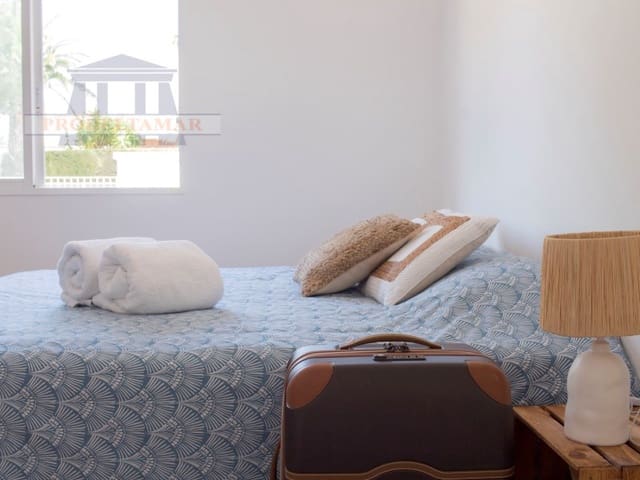 3 slaapkamer Villa te huur in L'Ampolla met zwembad - € 2.200 (Ref: 9721401)