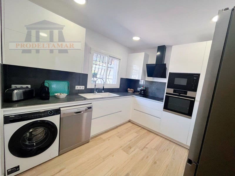 3 Zimmer Villa zu vermieten in L'Ampolla mit Pool Garage - 2.200 € (Ref: 9721401)