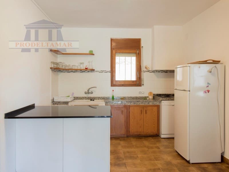 5 bedroom Villa for sale in L'Ampolla - € 350,000 (Ref: 9761816)