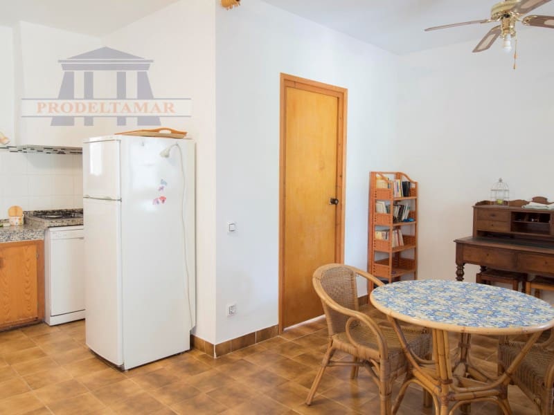 5 bedroom Villa for sale in L'Ampolla - € 350,000 (Ref: 9761816)