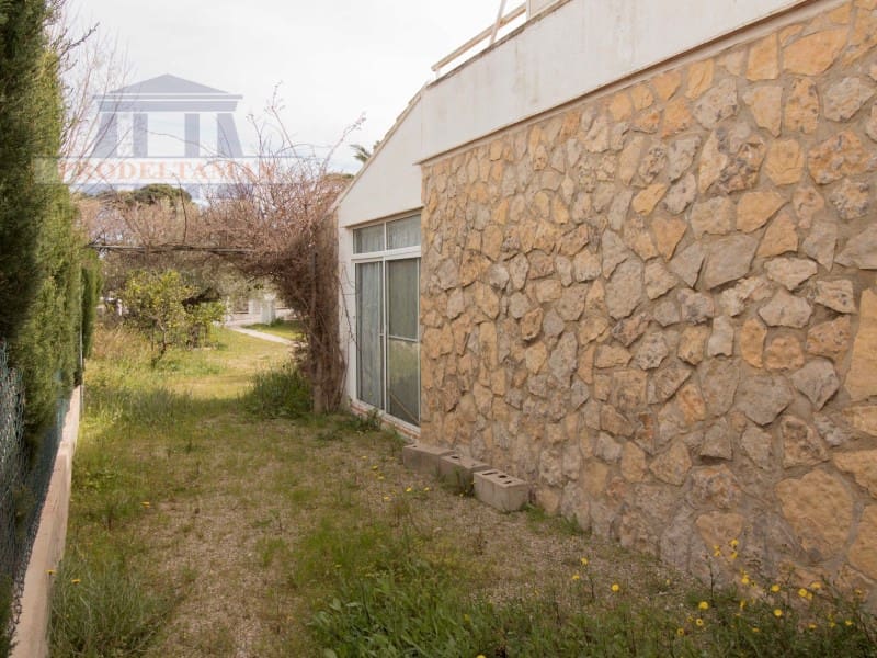 5 bedroom Villa for sale in L'Ampolla - € 350,000 (Ref: 9761816)