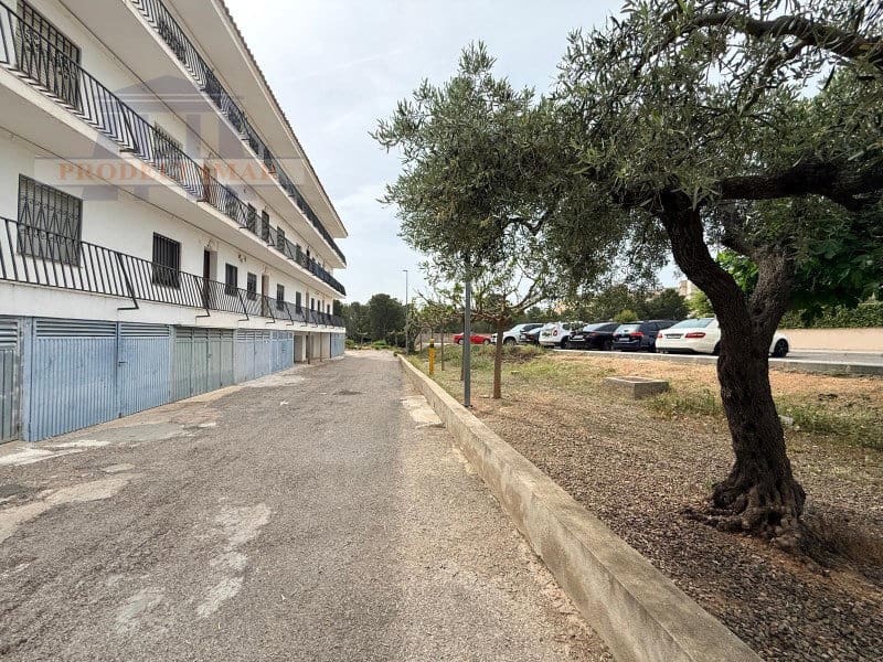 Apartamento de 2 habitaciones en Miami Playa / Miami Platja en venta con garaje - 175.000 € (Ref: 9813761)