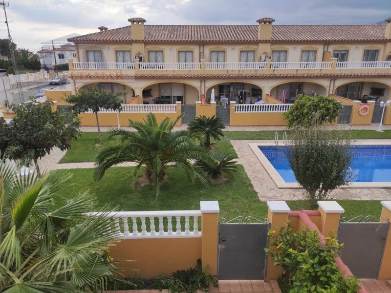 3 bedroom Terraced Villa for sale in Miami Playa / Miami Platja with garage - € 294,000 (Ref: 9824764)